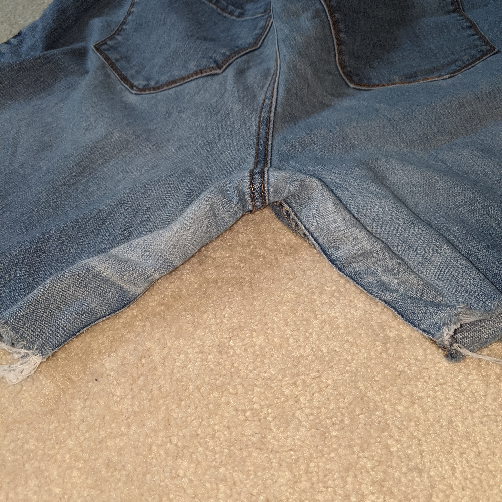 St John's Bay distressed shorts - Picture 9 of 11